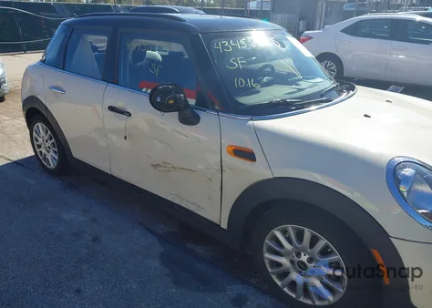 2016 Mini Hardtop Cooper from USA, damaged, VIN WMWXU1C52G2D57694